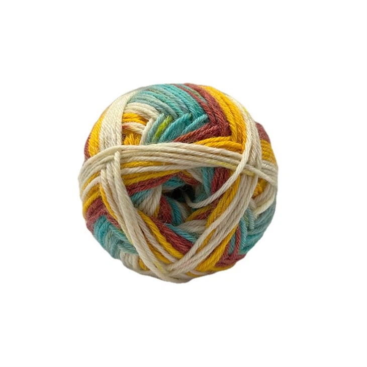 Self-Patterning Superwash Wool